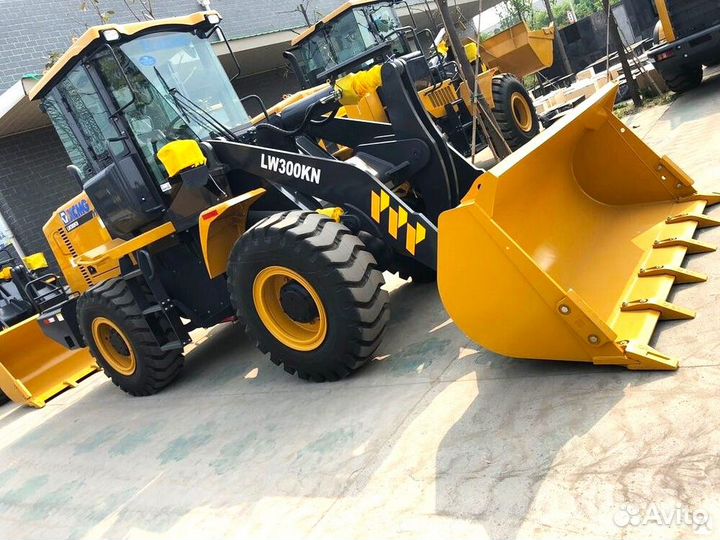 Фронтальный погрузчик XCMG LW300KN, 2023