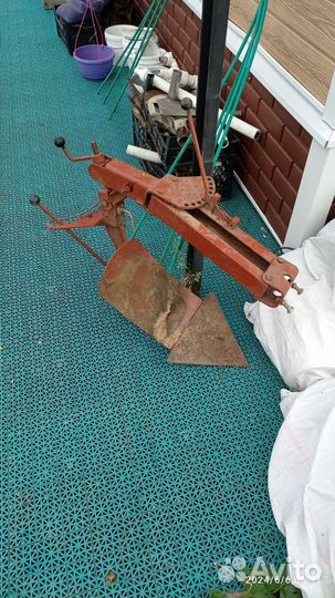 Плуг на мотоблок