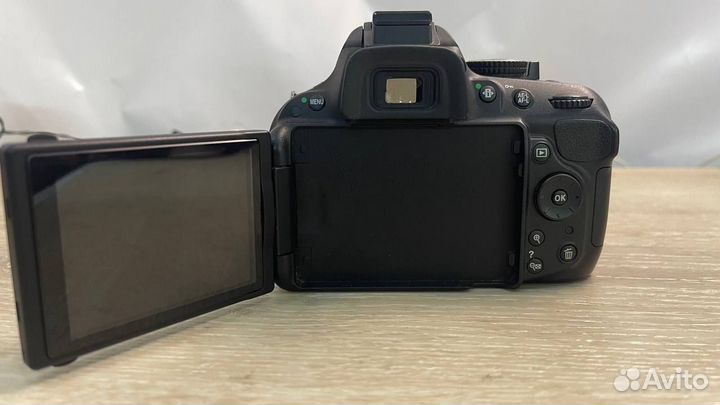 Nikon D5200 Body