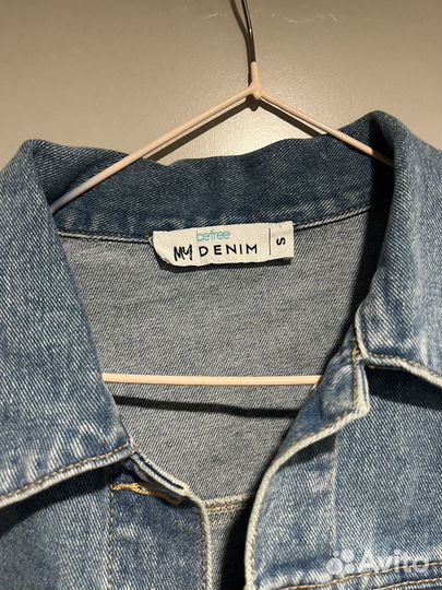 Джинсовая куртка befree