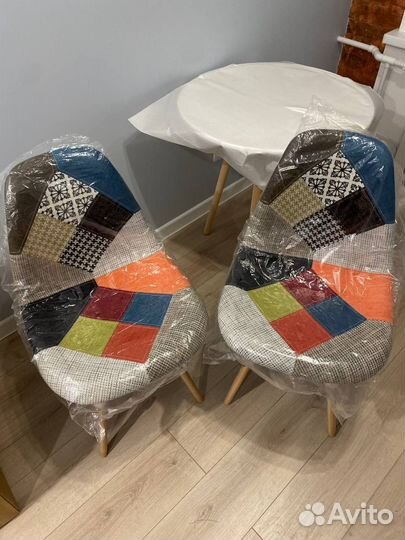 Стулья кухонные 2 шт новые