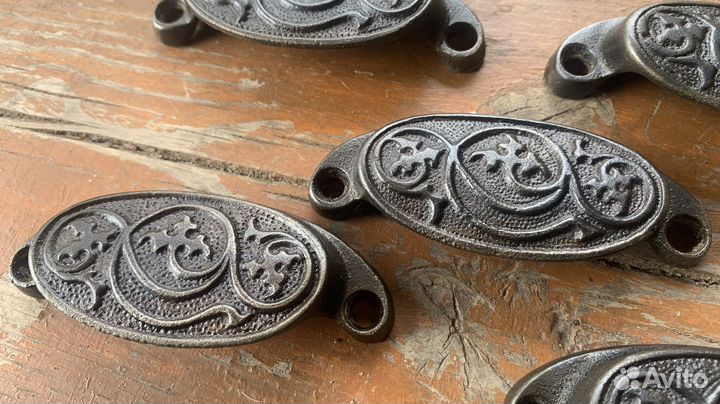 Старинные мебельные ручки