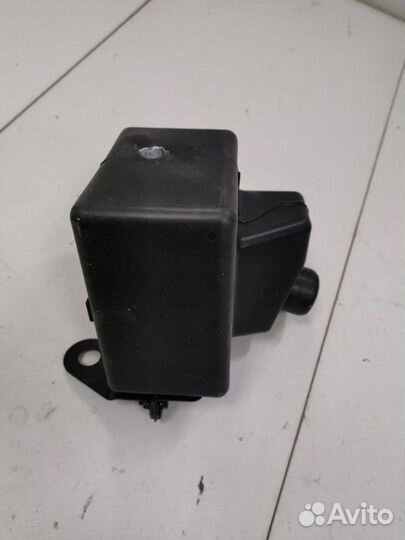 Резонатор воздушного фильтра Kia Rio