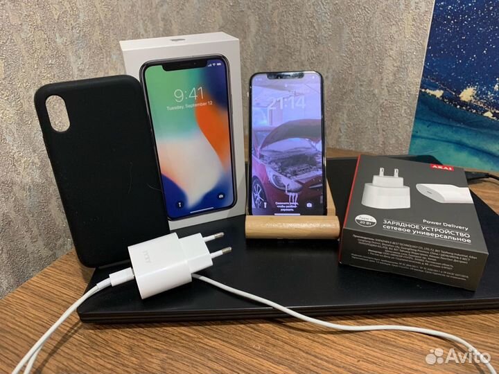 iPhone X, 64 ГБ