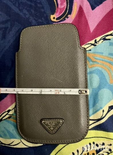 Чехол на телефон Prada