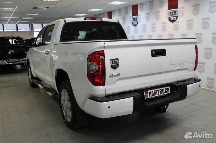 Пороги овальные сталь T304 Тойота Тундра 2015-2021