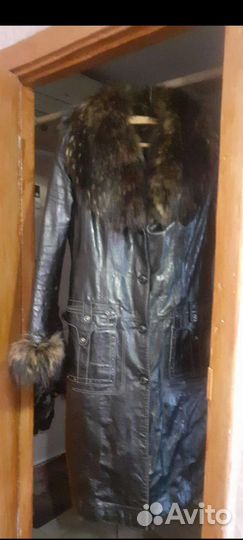 Кожаное пальто