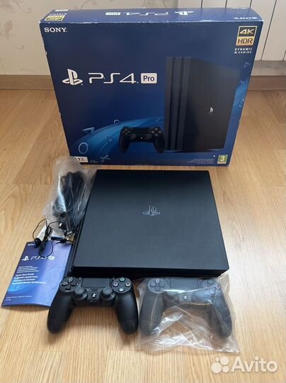Отличная Sony playstation 4 ps4 pro 1tb игры