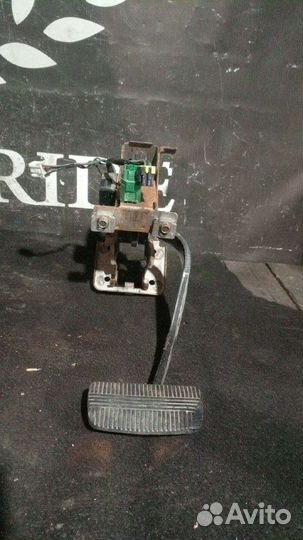 Педаль газа Mazda Millenia