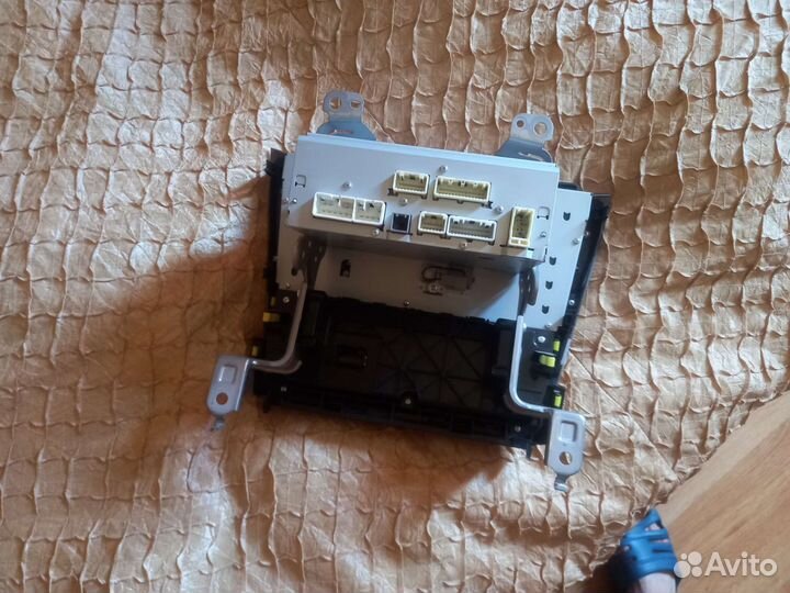 Штатная магнитола Тойота камри в50