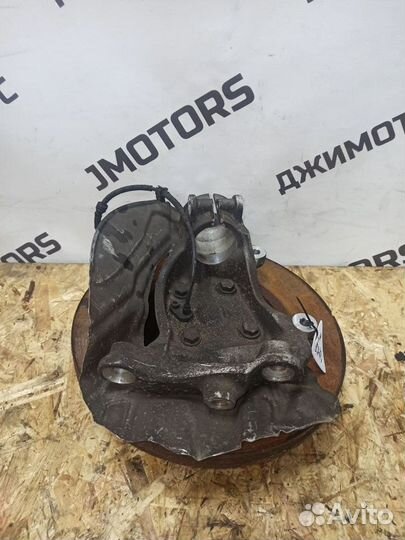 Поворотный кулак передний правый BMW 7 (E65/E66)