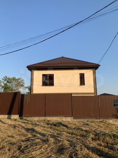 Дом 192 м² на участке 6,5 сот.