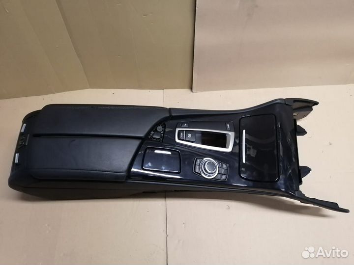 Центральная консоль подлокотник BMW 5 F10