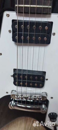 Электрогитара Caraya Flying V