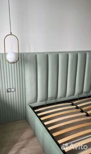 Двухместная мягкая кровать