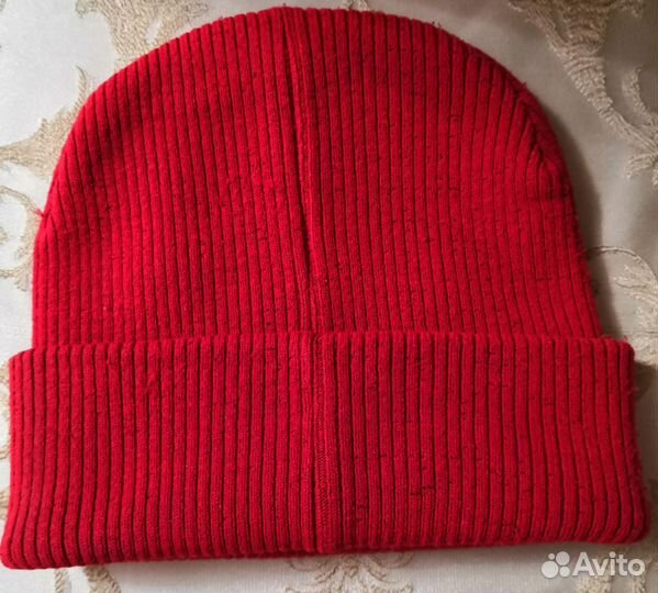 Бу продам зимнию шапку фирма monoceros