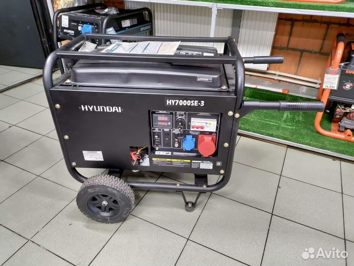 Бензиновый генератор Hyundai HY 7000SE-3
