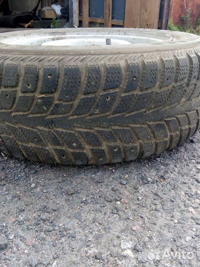 R15 Nokian Tyres Hakkapeliitta 2 195/65, PCD 5x98 DIA 10
