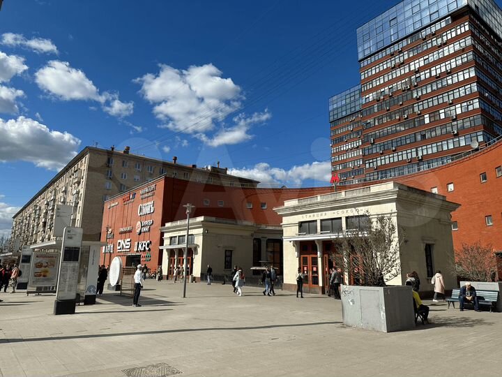 Торговая площадь, 79.6 м²