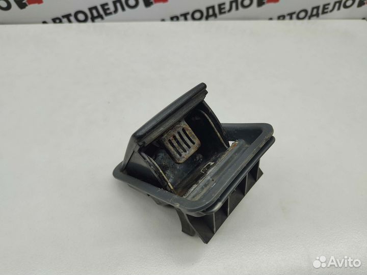 Пепельница задняя Honda Domani MA4 1994 г.в