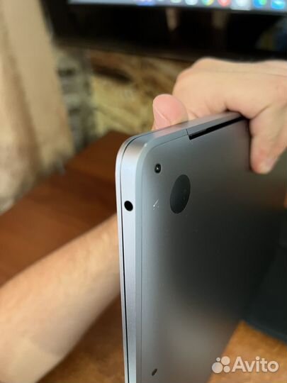 Apple MacBook Air m1 2020 48 циклов