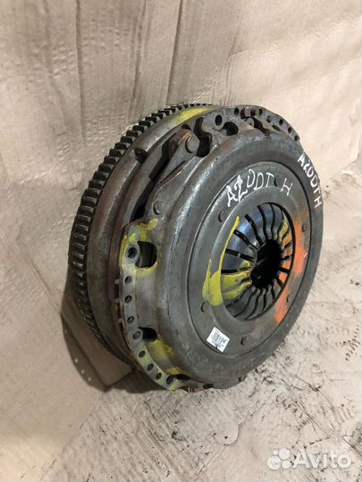 Маховик демпферный Opel Insignia 2.0 TD