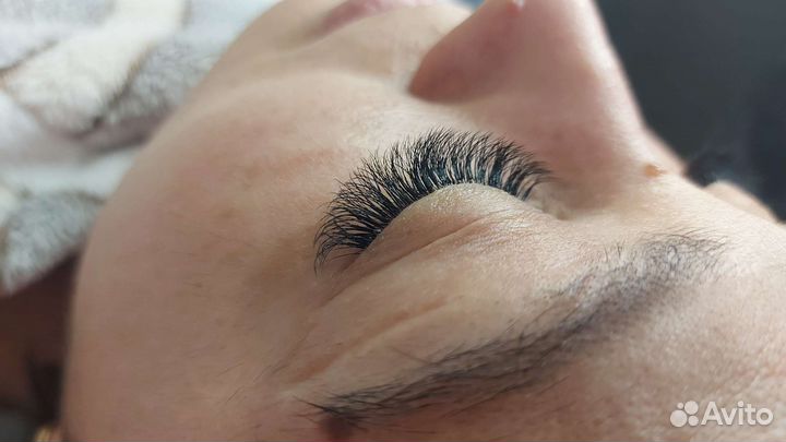 Наращивание ресниц на дому