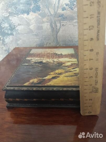 Старая лаковая шкатулка, коробочка