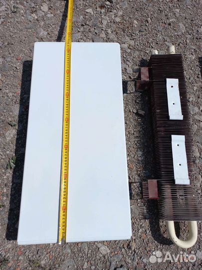 Конвектор водяной настенный б/у