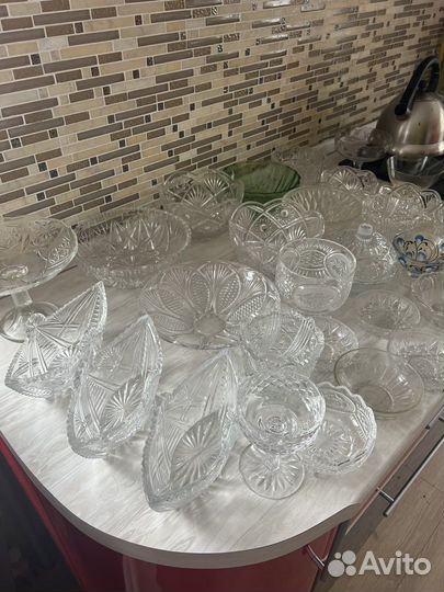 Ваза хрустальная,салатик,конфетница,лебедь