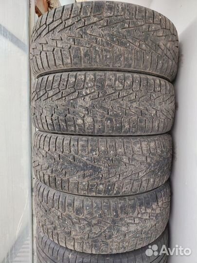 Nokian Tyres Hakkapeliitta 7 SUV 235/60 R18