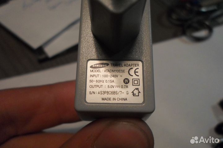 Зарядка и гарнитура samsung D830 Dark Black