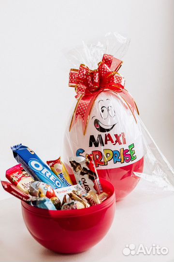 Большой киндер сюрприз