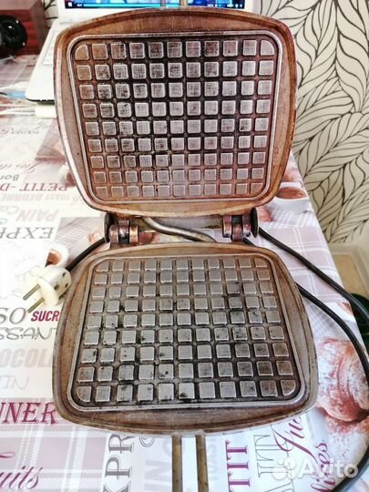 Электровафельница СССР советская