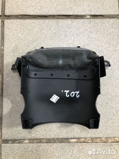 Подрулевой кожух Audi A6 C6