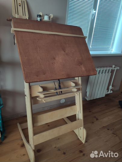 Парта для письма стоя