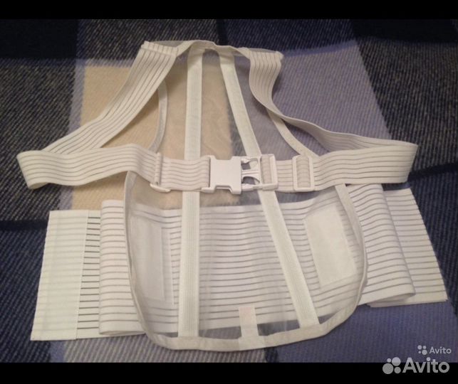 Корректор осанки с металическими стержнями