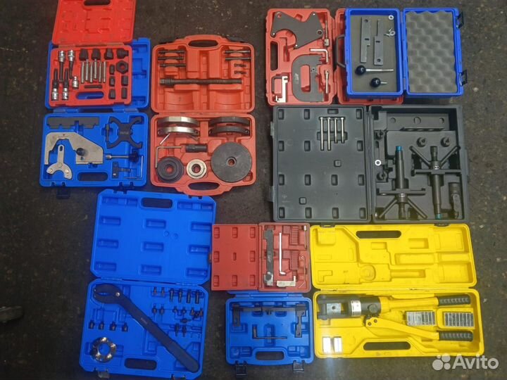 Специнструмент в аренду / фиксаторы грм