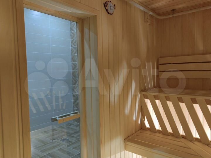 Дом 280 м² на участке 15 сот.