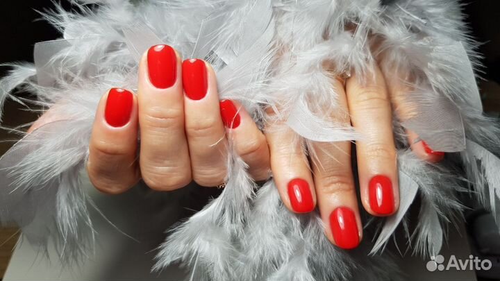 Маникюр, педикюр, наращивание ногтей