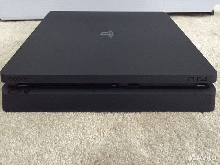 Sony PS4 slim 4 геймпада