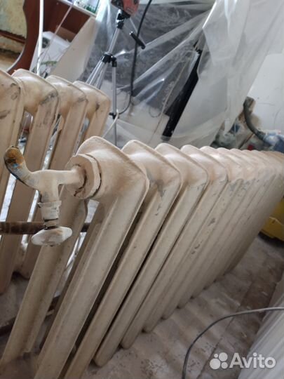 Батарея чугунная 2шт