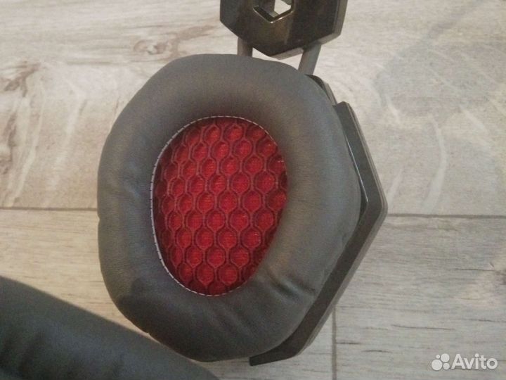 Игровые наушники