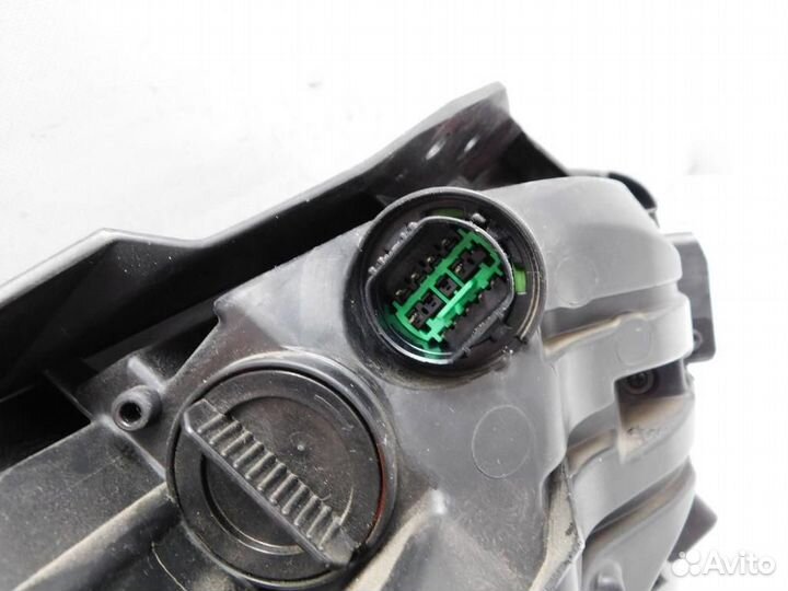 Фара левая Kia Ceed