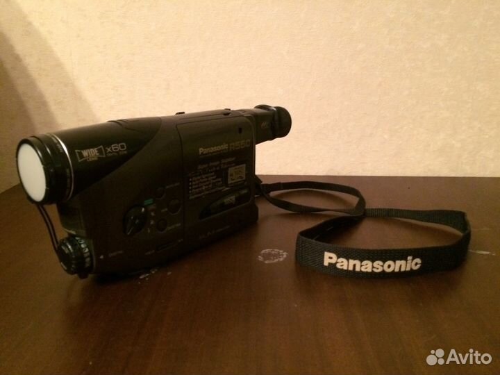 Видеокамера Panasonic NV-R550EN