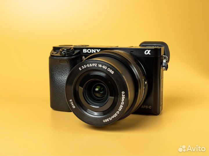 Sony a6000 kit Почти Новая