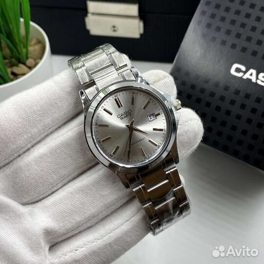 Часы Casio + коробочка