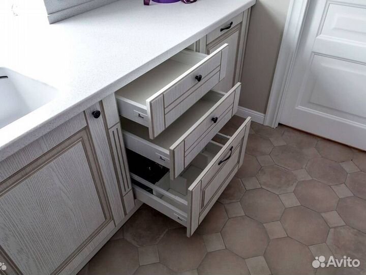 Кухонный гарнитур угловой на заказ