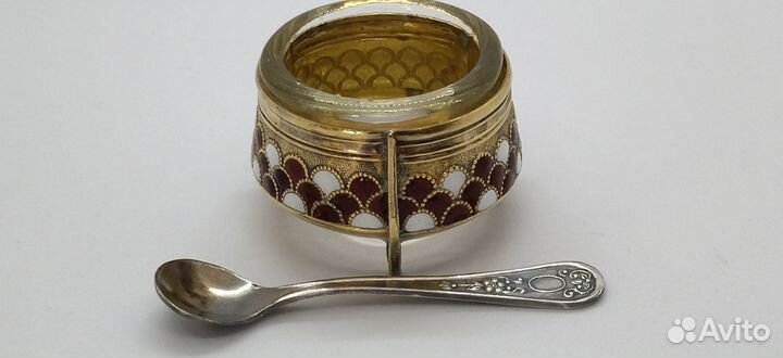 Солонка С ложечкой эмаль. мельхиор., позолота ссс