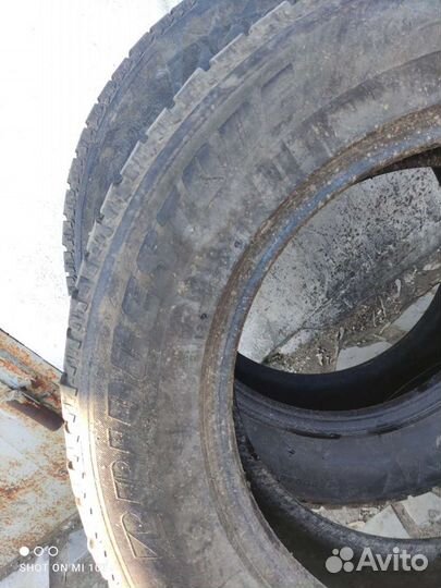 Bridgestone Ice Cruiser 5000 235/65 R17